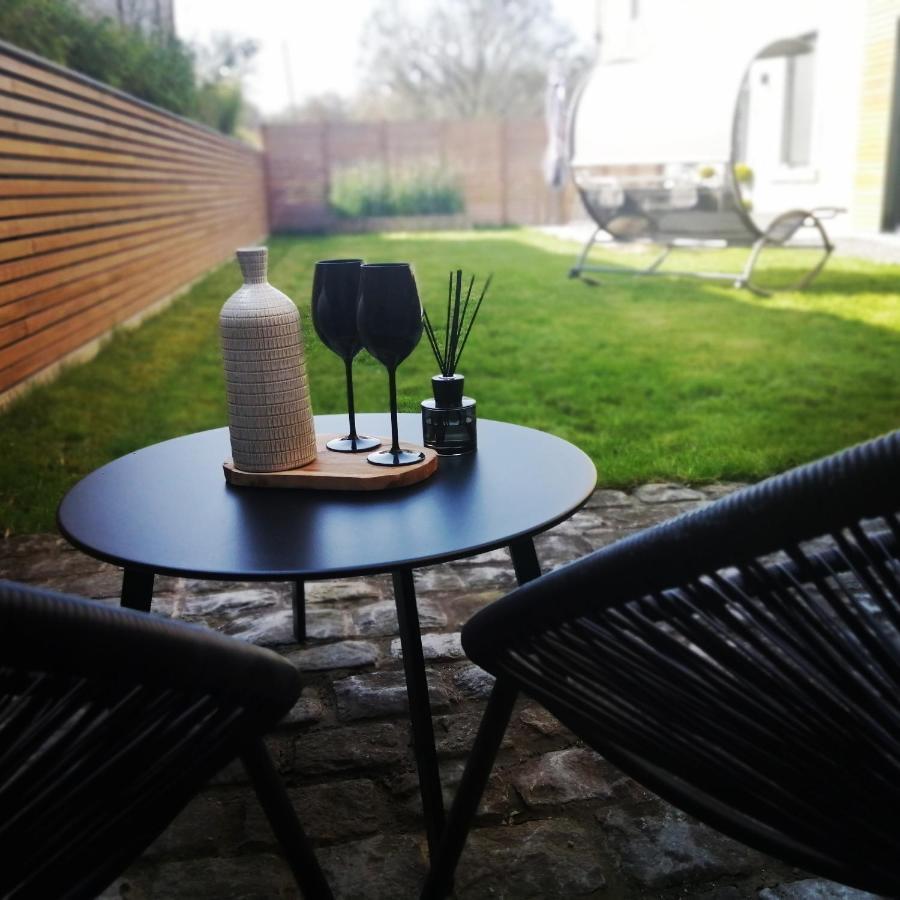 Ou Git Le Bocq Spa Privatif Ciney Exterior foto